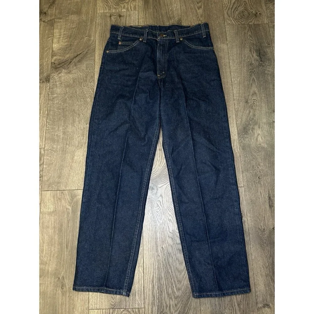 Levis Mens Size 34 X 30 Blue Denim Jeans Straight Fit White Label Pockets